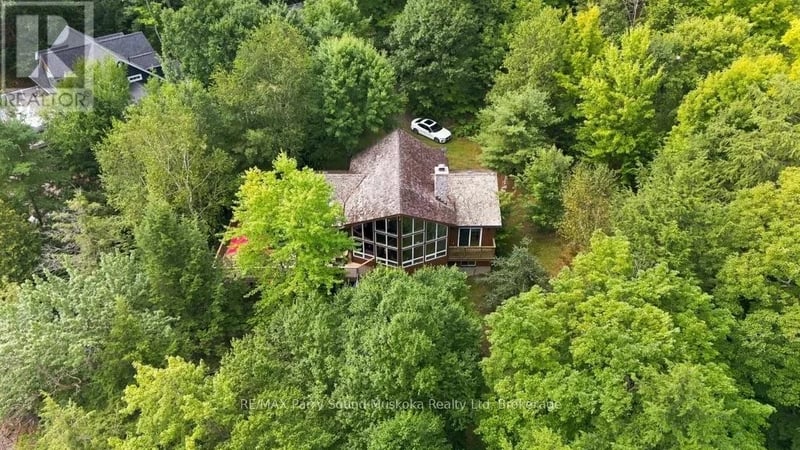 31 Lyndsey Lane, McKellar, Ontario, P2A0B5, McKellar, Ontario — photo 1 of 5