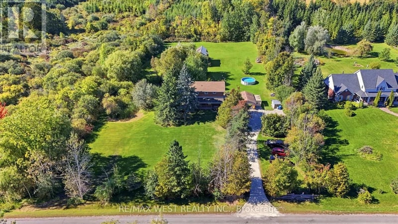 9244 Halton Erin Townline, Erin, Ontario, L7J2L8, Erin, Ontario — photo 1 of 5