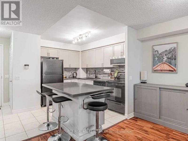 #1803 55 Strathaven Drive, Mississauga (Hurontario), Ontario, L5R4G9, Mississauga (Hurontario), Ontario — photo 1 of 5