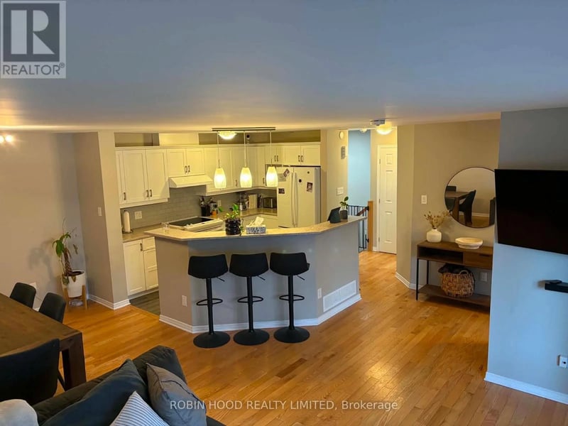 #211 3275 St Joseph Boulevard, Ottawa, Ontario, K1E3X8, Ottawa, Ontario — photo 1 of 5