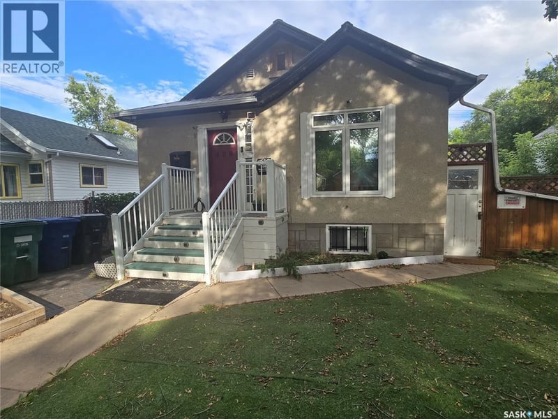 408 I AVENUE S, Saskatoon, Saskatchewan, S7M1P4, Saskatoon, Saskatchewan — photo 1 of 5