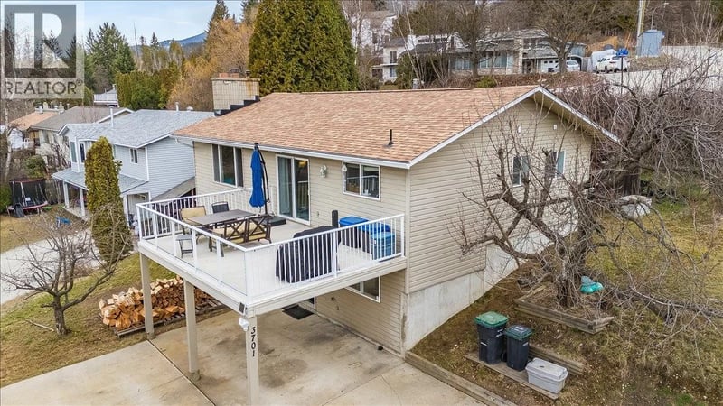 3701 9TH Avenue, Castlegar, British Columbia, V1N3T3, Castlegar, British Columbia — photo 1 of 5