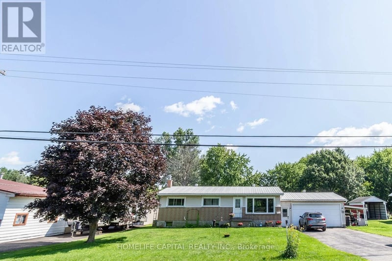 8425 County Rd 15 Road, Augusta, Ontario, K0G1R0, Augusta, Ontario — photo 1 of 5