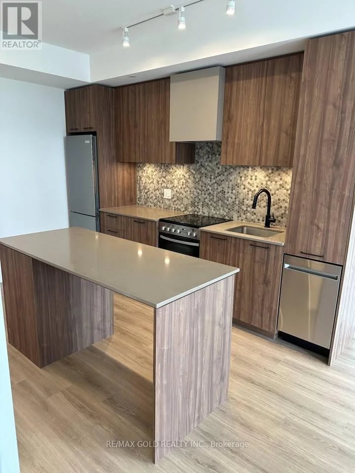#314 10 Lagerfeld Drive, Brampton (Northwest Brampton), Ontario, L7A5L3, Brampton (Northwest Brampton), Ontario — photo 1 of 5