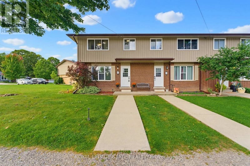 15 Seneca Street South, Haldimand, Ontario, N0A1E0, Haldimand, Ontario — photo 1 of 5