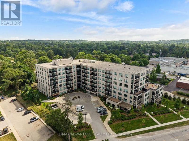 #118 1200 Commissioners Road West, London South (South B), Ontario, N6K1C7, London South (South B), Ontario — photo 1 of 5