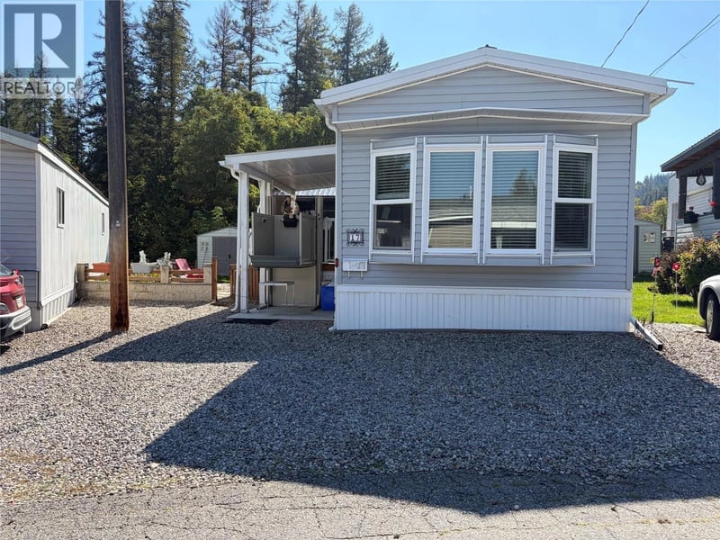 #17 1601 COLUMBIA Avenue, Castlegar, British Columbia, V1N1J1, Castlegar, British Columbia — photo 1 of 5