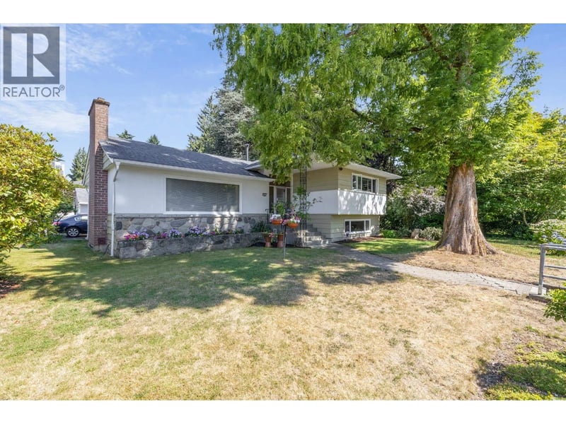 541 COCHRANE Avenue, Coquitlam, British Columbia, V3J2A3, Coquitlam, British Columbia — photo 1 of 5