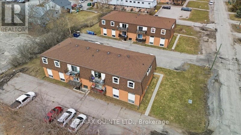 60 Elgin Street, Belleville (Belleville Ward), Ontario, K8P4B2, Belleville (Belleville Ward), Ontario — photo 1 of 5