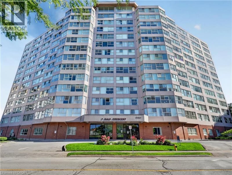 #1107 7 GALE Crescent, St. Catharines, Ontario, L2R7M8, St. Catharines, Ontario — photo 1 of 5