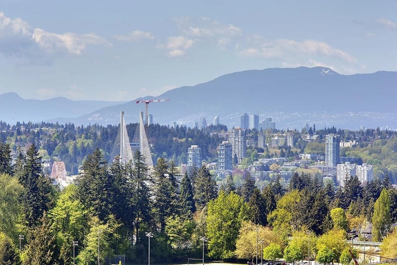 #1805 13308 CENTRAL Avenue, Surrey, British Columbia, V3T0M4, Surrey, British Columbia — photo 1 of 5