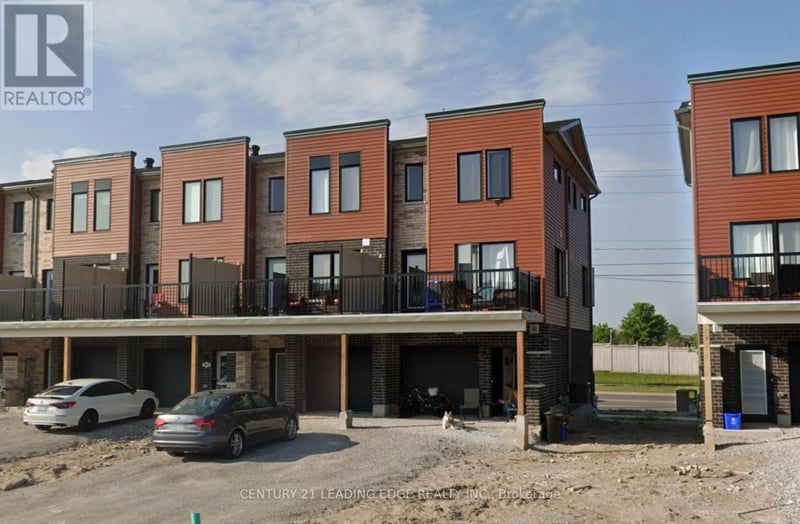 109 Fairlane Avenue South, Barrie (Painswick South), Ontario, L9J0M5, Barrie (Painswick South), Ontario — photo 1 of 5