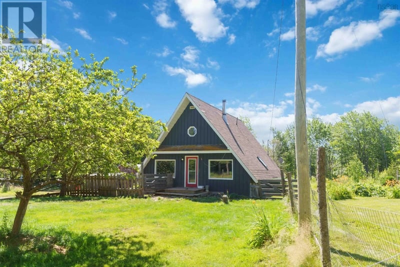 552 Beaconsfield Road, Beaconsfield, Nova Scotia, B0S1C0, Beaconsfield, Nova Scotia — photo 1 of 5