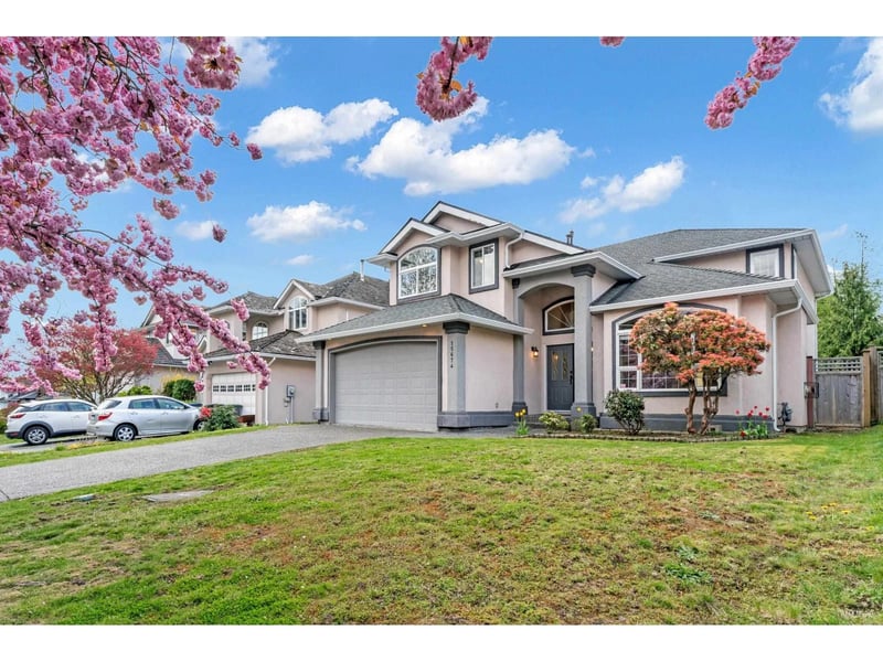 15674 101A Avenue, Surrey, British Columbia, V4N4S4, Surrey, British Columbia — photo 1 of 5