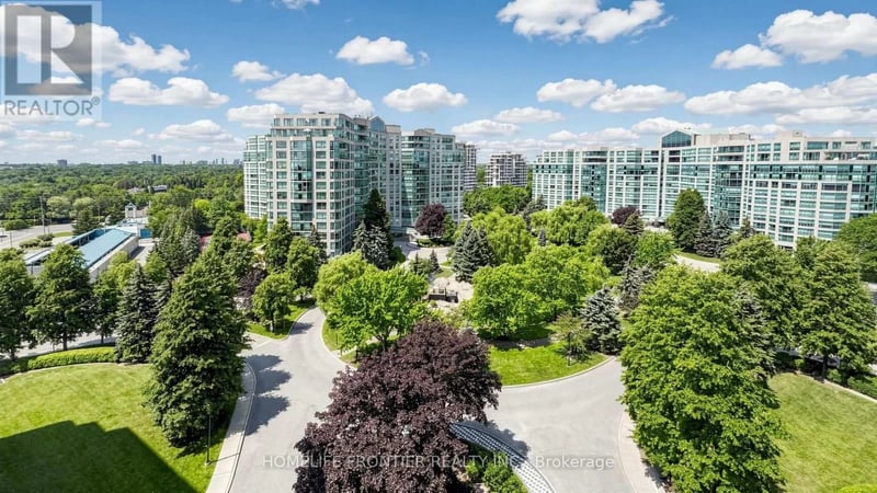 #1016 7825 Bayview Avenue, Markham (Aileen-Willowbrook), Ontario, L3T7N2, Markham (Aileen-Willowbrook), Ontario — photo 1 of 5