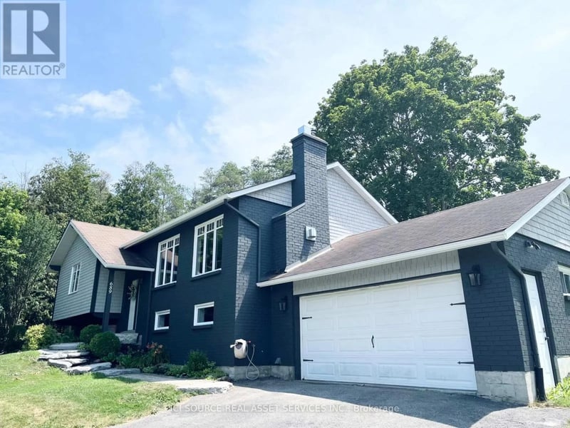 689 Ravenshoe Road, Uxbridge, Ontario, L9P1R2, Uxbridge, Ontario — photo 1 of 5
