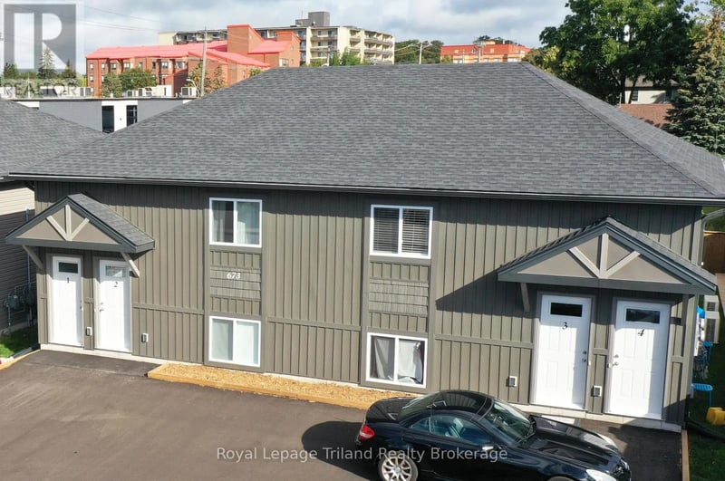 #2 673 Adelaide Street, Woodstock (Woodstock - North), Ontario, N4S4C2, Woodstock (Woodstock - North), Ontario — photo 1 of 5