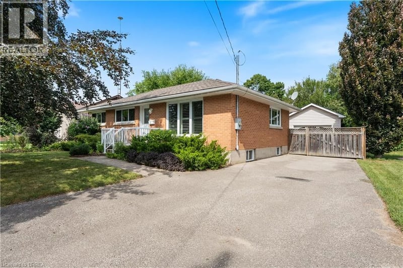 25 WAYNE Drive, Brantford, Ontario, N3R2Y6, Brantford, Ontario — photo 1 of 5