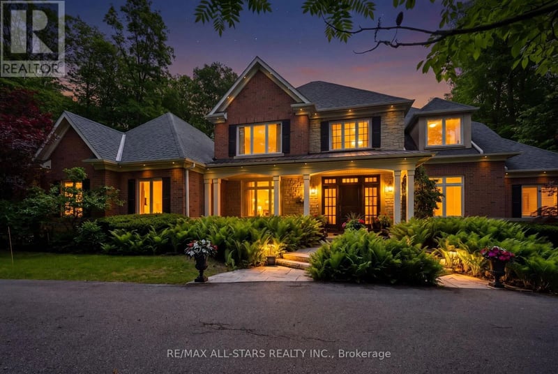 3 Bridgewater Drive, Richmond Hill, Ontario, L4E3N4, Richmond Hill, Ontario — photo 1 of 5