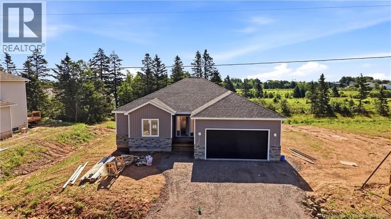 17 Burman Street, Sackville, New Brunswick, E4L0C2, Sackville, New Brunswick — photo 1 of 5