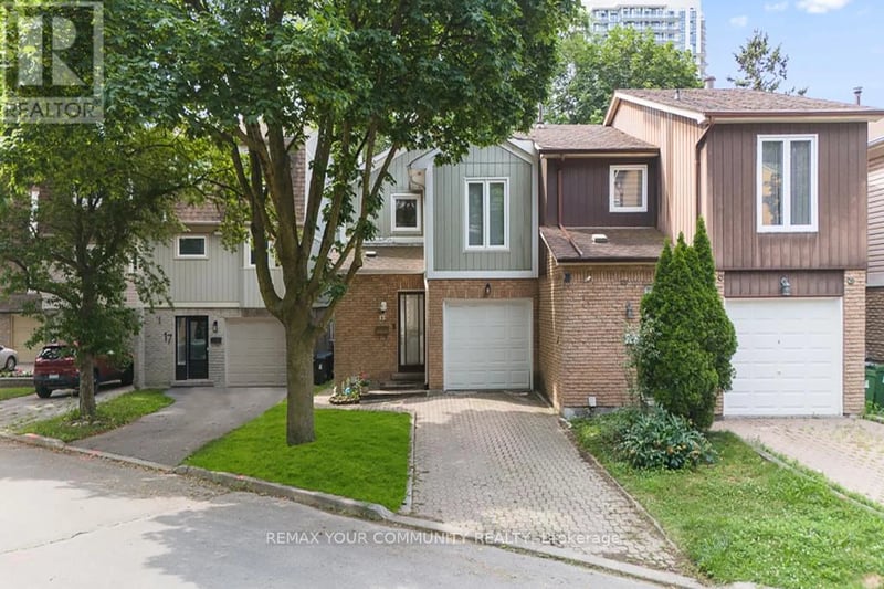15 Clematis Road, Toronto (Pleasant View), Ontario, M2J4X1, Toronto (Pleasant View), Ontario — photo 1 of 5