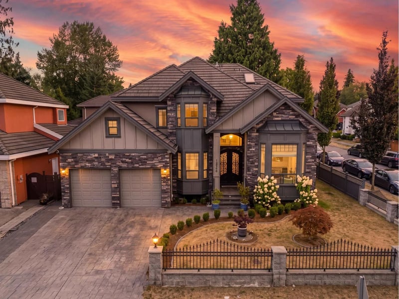 12965 60 Avenue, Surrey, British Columbia, V3X2L4, Surrey, British Columbia — photo 1 of 5