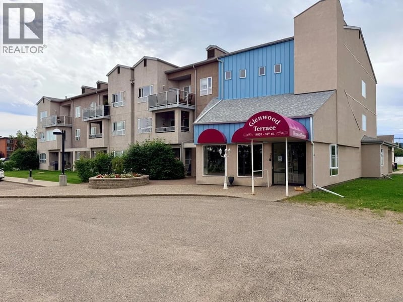 #204 11001 13 Street, Dawson Creek, British Columbia, V1G4Z8, Dawson Creek, British Columbia — photo 1 of 5