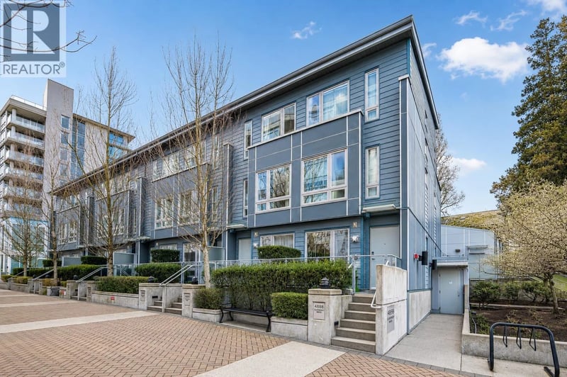 4888 ELDORADO Mews, Vancouver, British Columbia, V5R0B1, Vancouver, British Columbia — photo 1 of 5