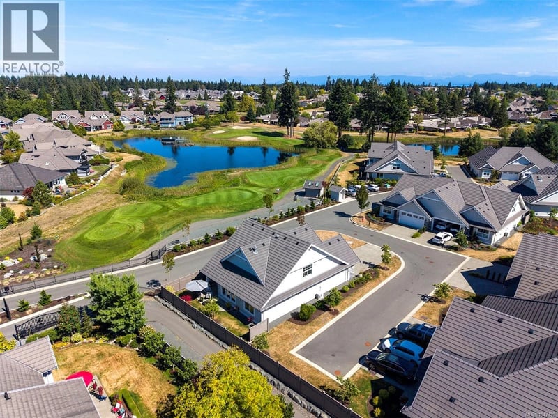 #101 1444 Crown Isle Drive, Courtenay, British Columbia, V9N0B8, Courtenay, British Columbia — photo 1 of 5