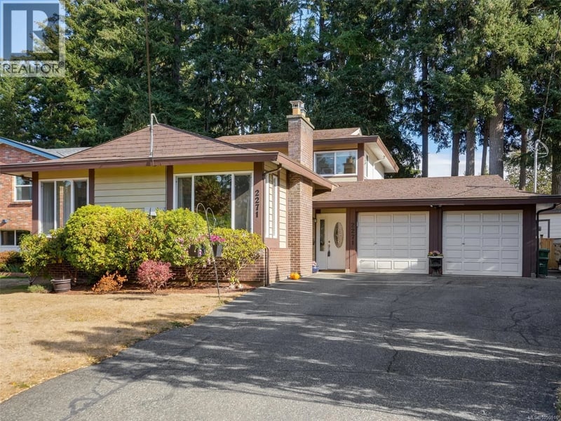 2271 Alicia Place, Colwood, British Columbia, V9B4S6, Colwood, British Columbia — photo 1 of 5