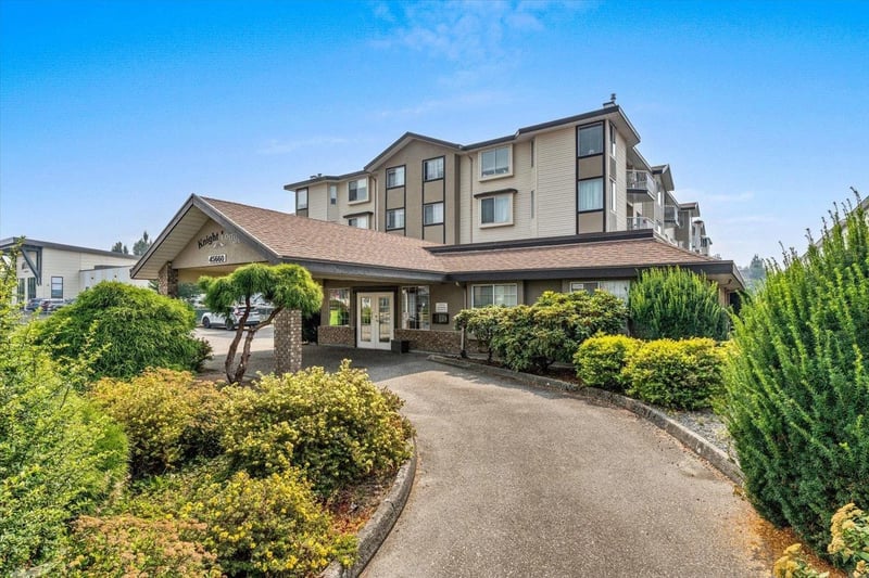 #203 45660 KNIGHT Road, Chilliwack, British Columbia, V2R2X4, Chilliwack, British Columbia — photo 1 of 5