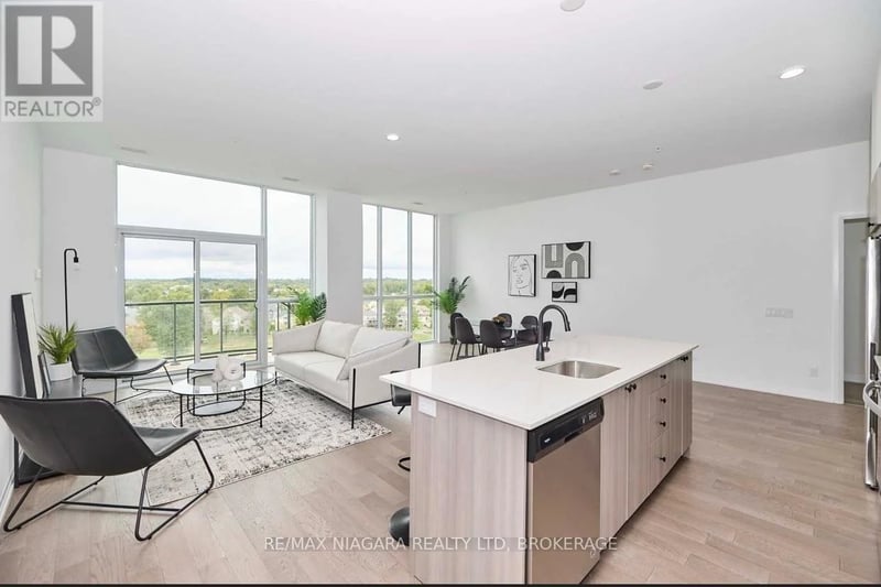 7711 Green Vista Gate, Niagara Falls (Oldfield), Ontario, L2H1R1, Niagara Falls (Oldfield), Ontario — photo 1 of 5