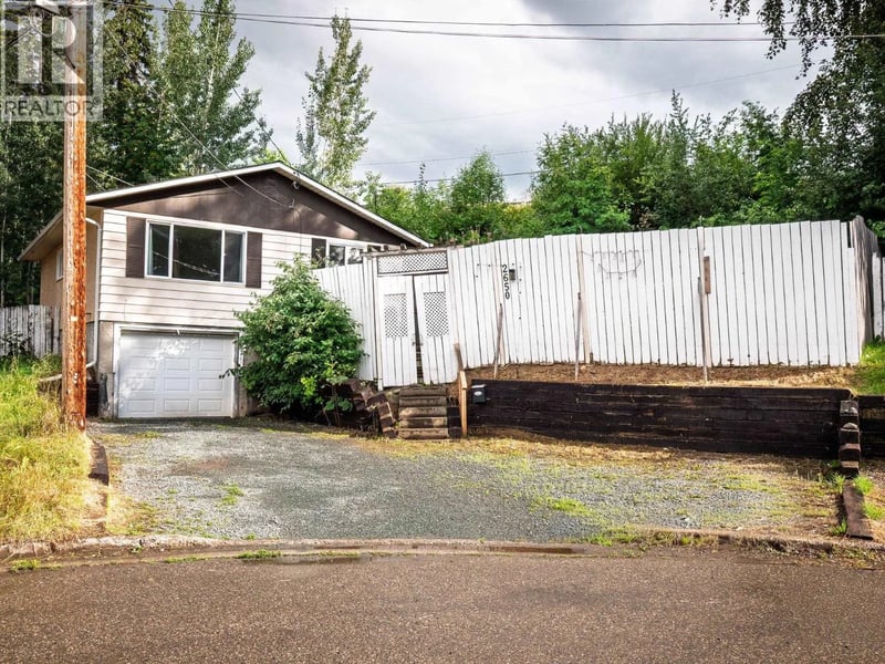 2650 QUINCE Street, Prince George, British Columbia, V2L2H5, Prince George, British Columbia — photo 1 of 5