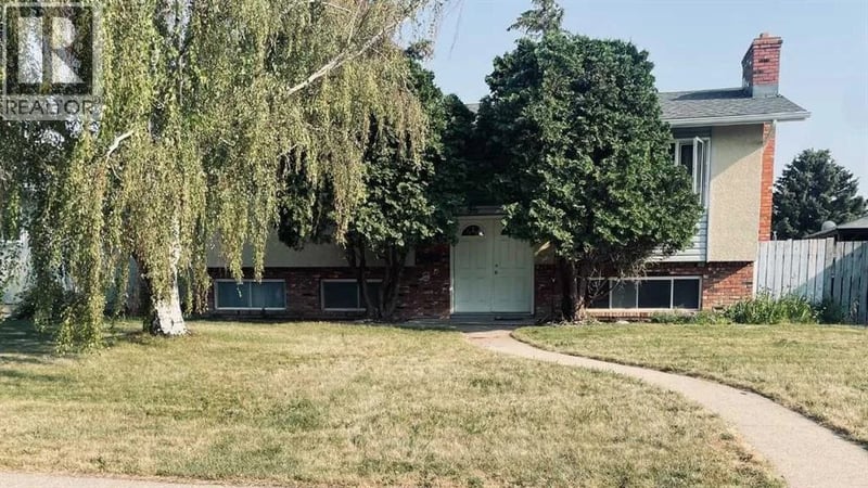 36 Park Meadows Boulevard North, Lethbridge, Alberta, T1H4H8, Lethbridge, Alberta — photo 1 of 5