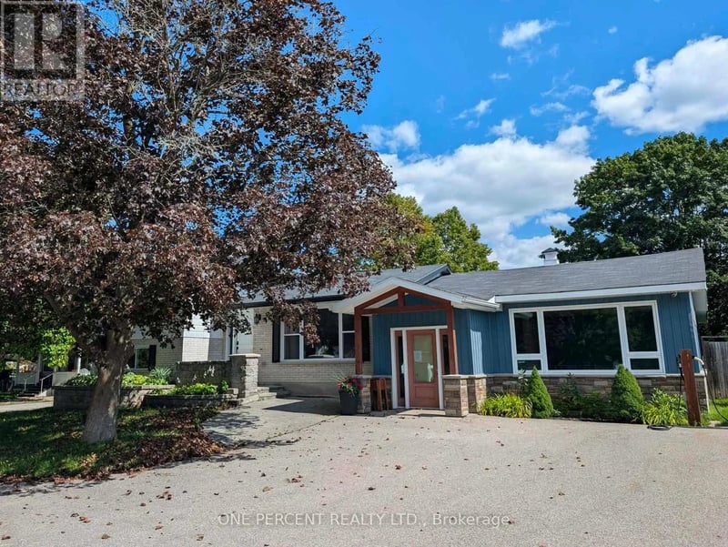 23 Finlay Mill Road, Springwater (Midhurst), Ontario, L9X0N9, Springwater (Midhurst), Ontario — photo 1 of 5