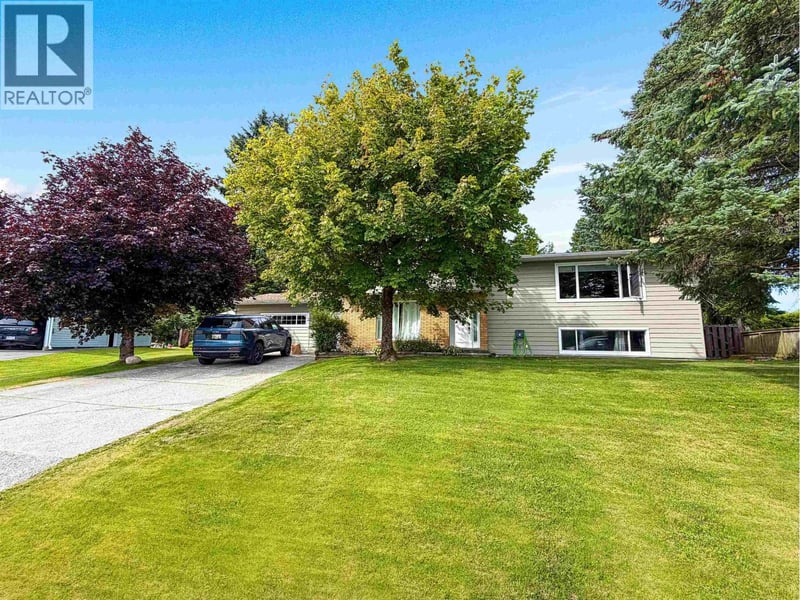 88 CARSWELL Street, Kitimat, British Columbia, V8C1B3, Kitimat, British Columbia — photo 1 of 5
