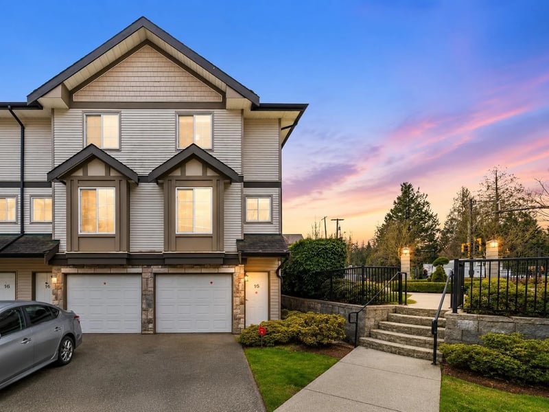 #15 14855 100 Avenue, Surrey, British Columbia, V3R2W1, Surrey, British Columbia — photo 1 of 5