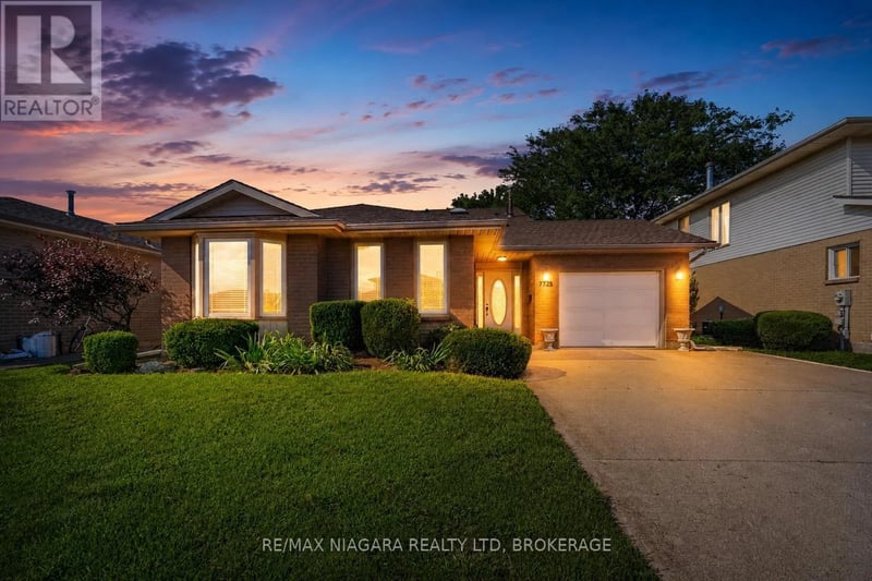7725 SWAN Street, Niagara Falls (Ascot), Ontario, L2H2P7, Niagara Falls (Ascot), Ontario — photo 1 of 5