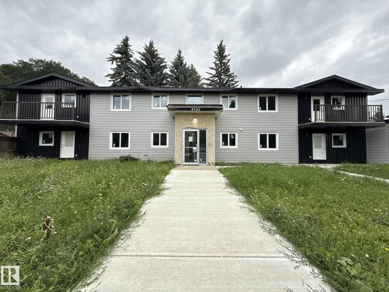 8732 101 AV NW, Edmonton, Alberta, T5H0A9, Edmonton, Alberta — photo 1 of 5