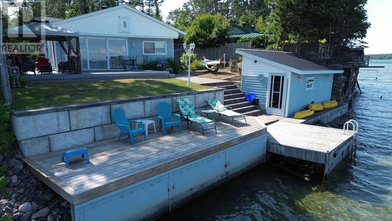 484 Red Pine DR, Sault Ste. Marie, Ontario, P6A5K6, Sault Ste. Marie, Ontario — photo 1 of 5