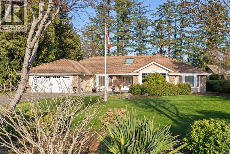 575 Johnstone Road, Parksville, British Columbia, V9P2A5, Parksville, British Columbia — photo 1 of 5