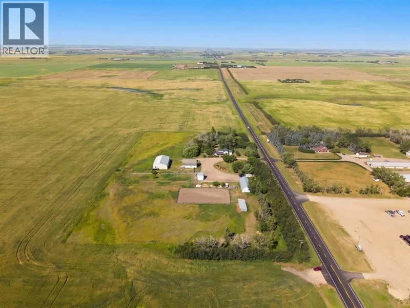 250035 Township Road 304, Rural Kneehill County, Alberta, T0M1Y0, Rural Kneehill County, Alberta — photo 1 of 5