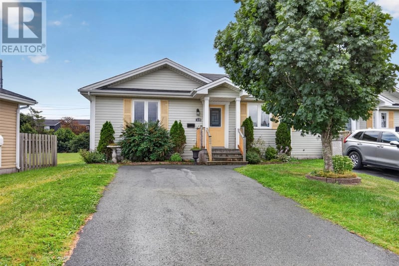23 Kilmory Place, St John's, Newfoundland & Labrador, A1A5V6, St John's, Newfoundland & Labrador — photo 1 of 5