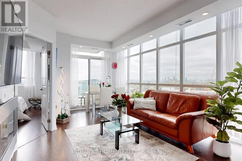 #2415 125 Western Battery Road, Toronto (Niagara), Ontario, M6K3R8, Toronto (Niagara), Ontario — photo 1 of 5