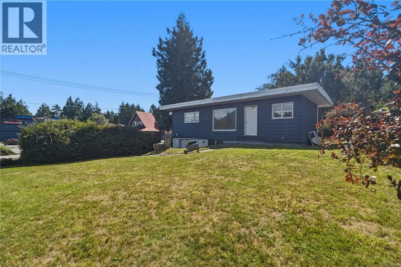 1802 Peninsula Road, Ucluelet, British Columbia, V0R3A0, Ucluelet, British Columbia — photo 1 of 5