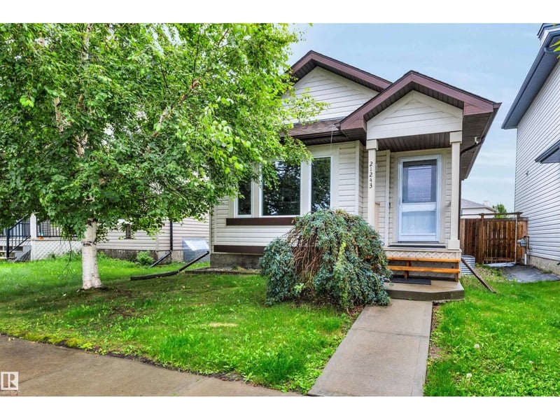 21243 91 AV NW, Edmonton, Alberta, T5T0W4, Edmonton, Alberta — photo 1 of 5