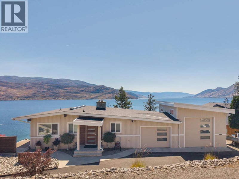 6415 Renfrew Road, Peachland, British Columbia, V0H1X7, Peachland, British Columbia — photo 1 of 5