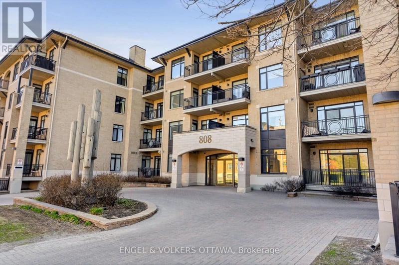 #310 808 Bronson Avenue, Ottawa, Ontario, K1S5A4, Ottawa, Ontario — photo 1 of 5