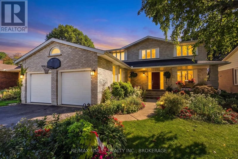 844 PURCELL Crescent, Kingston (North of Taylor-Kidd Blvd), Ontario, K7N1B9, Kingston (North of Taylor-Kidd Blvd), Ontario — photo 1 of 5