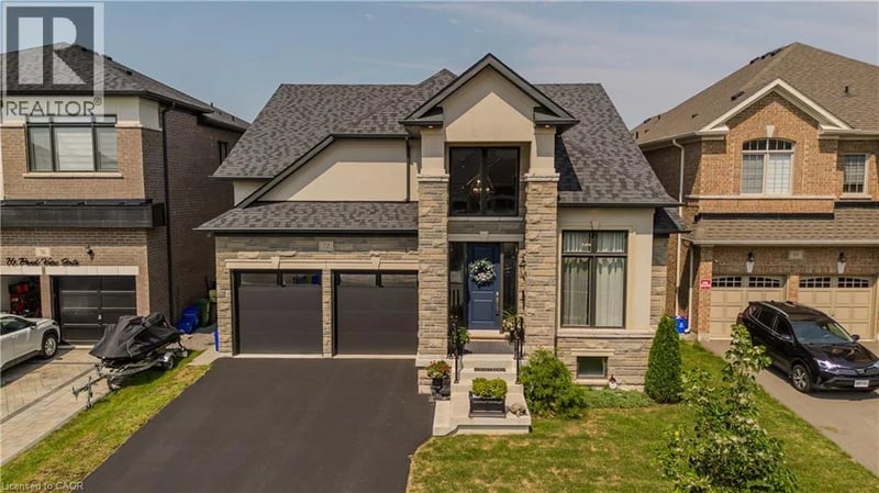 72 POND VIEW Gate, Waterdown, Ontario, L8B2A1, Waterdown, Ontario — photo 1 of 5